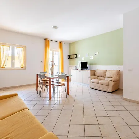 וילה Belvilla By Oyo Conca Degli Dei Con Giardino